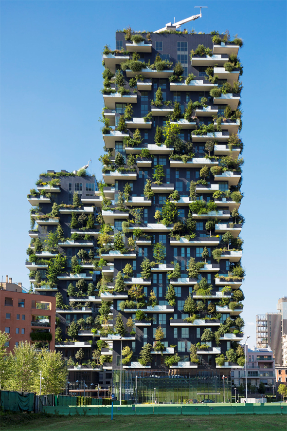 Skyscraper Vertical Forest, Milan, Italy featuring a building with more than 900 tree species. Photo: Frederic Prochasson www.123rf.com/Id 44781410